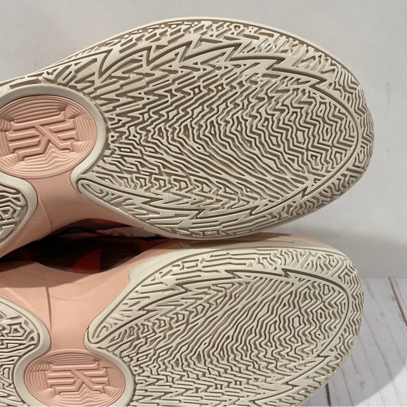 New Nike Kyrie Low 5 Pink Blue Green DJ6012-800 Men’s Size 9 Shoes Basketball - Picture 6 of 12